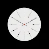 Arne Jacobsen Bankers Vægur Ø21 cm hvid/sort/rød | Køb her