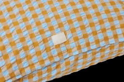 JUNA Bæk&Bølge Pudebetræk 63x60 cm lys blå/sand DK | Køb her