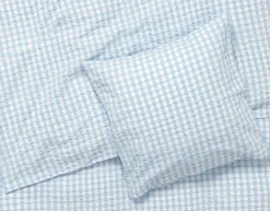 JUNA Bæk&Bølge Sengetøj 140x200 cm lys blå/hvid DK | Køb her