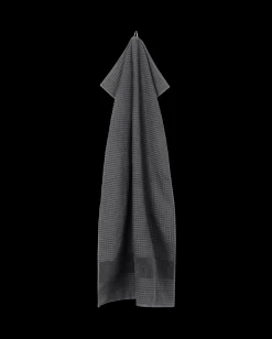 JUNA Håndklæde 70x140 cm i grå fra serien Check | Køb her