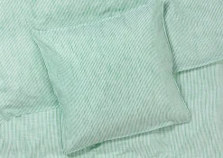 JUNA Monochrome Lines Sengetøj 200x220cm grøn/hvid | Køb her