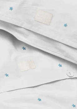 JUNA Sengetøj 150x210 cm i hvid fra serien Daisy | Køb her