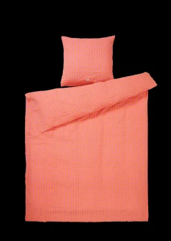 JUNA Sengetøj 150x210 cm i rosa fra serien Bæk&Bølge