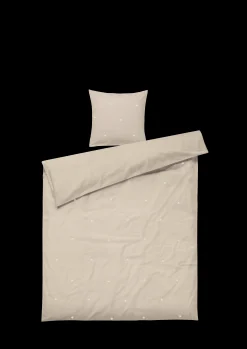 JUNA Sengetøj 140x200 cm i sand fra serien Daisy | Køb her