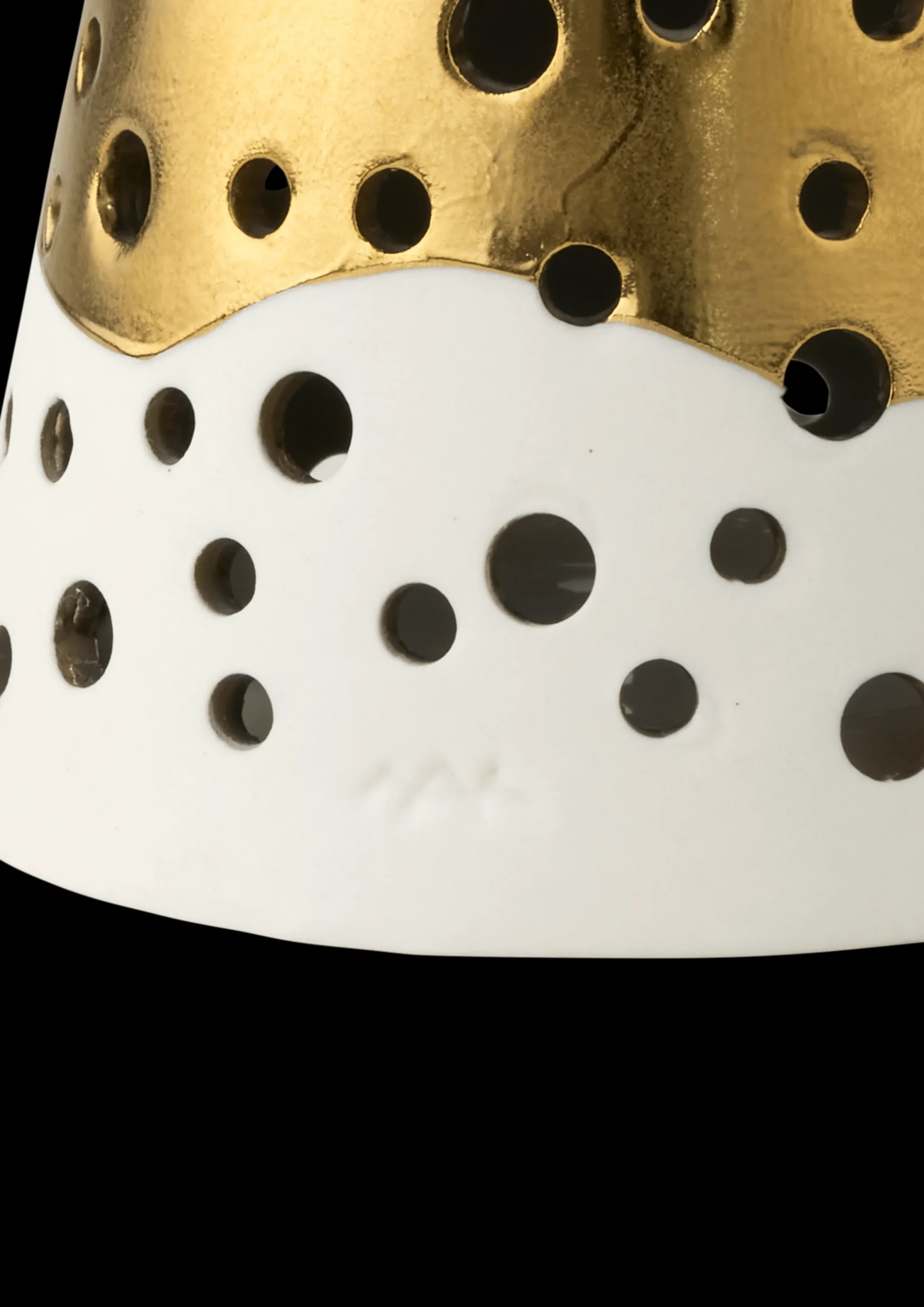 Kähler Fyrfadsstage høj H19 cm i guld fra serien Nobili