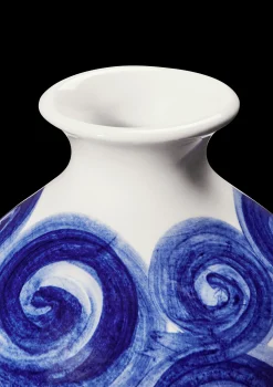 Kähler Vase H10.5 cm i blå fra serien Tulle | Køb her